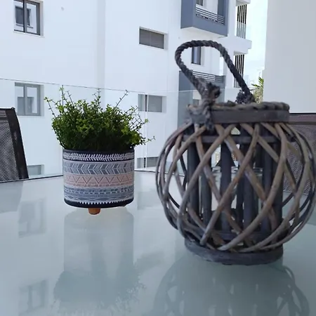 شقة فندقية Larvella Estia Luxury 4*