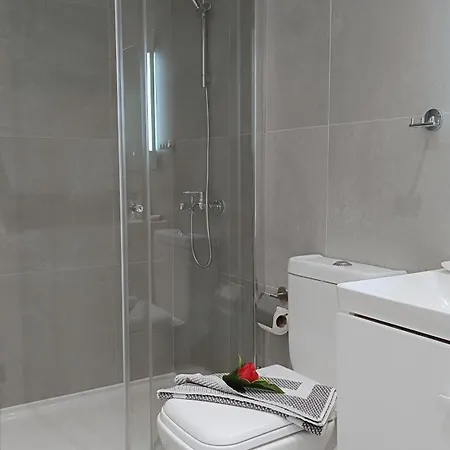 Larvella Estia Luxury *