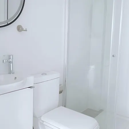 Larvella Estia Luxury شقة فندقية