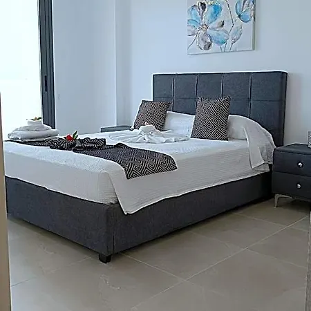 Larvella Estia Luxury Larnaca