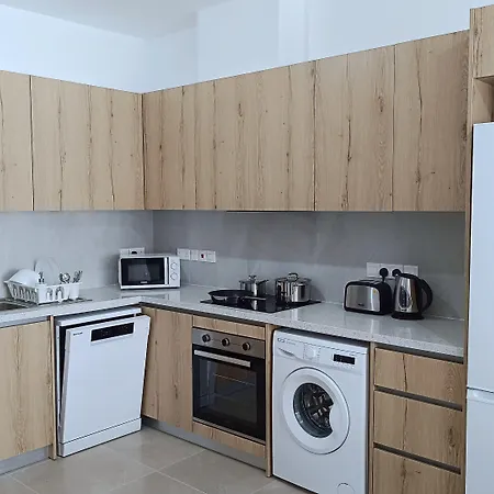 Larvella Estia Luxury شقة فندقية لارنكا