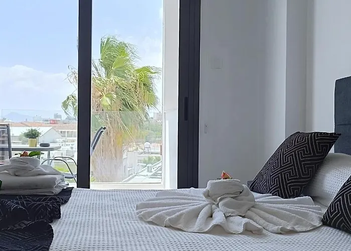 Lägenhetshotell Larvella Estia Luxury