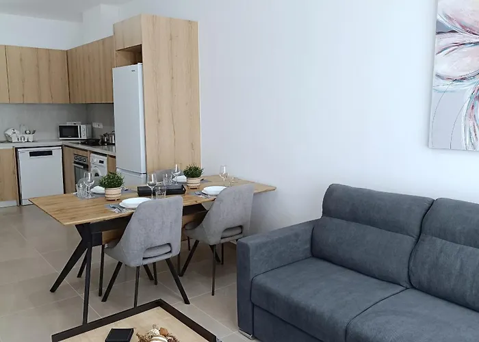 Lägenhetshotell Larvella Estia Luxury Larnaca