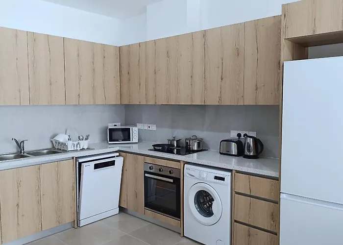 Lägenhetshotell Larvella Estia Luxury Larnaca