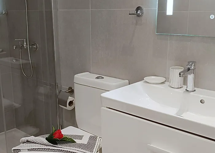 Larvella Estia Luxury Lägenhetshotell