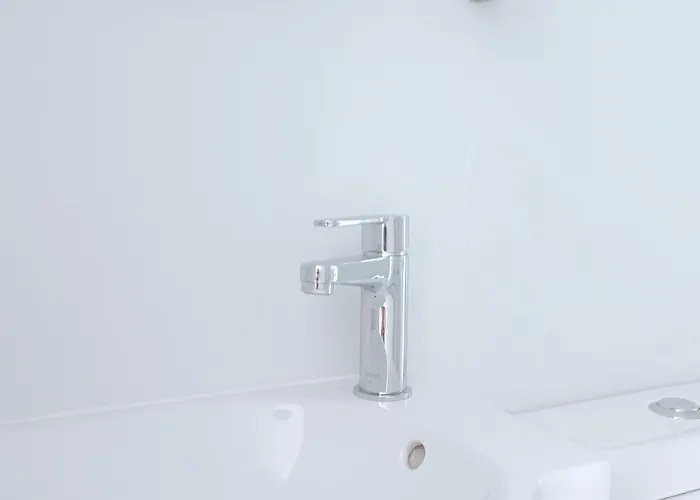 アパートホテル Larvella Estia Luxury ラルナカ